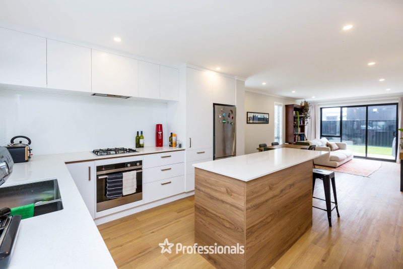 1 Balmerino Lane, Wallaceville, Upper Hutt - Carousel 2