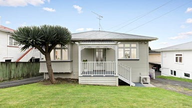 77 Taumata Road, Sandringham, Auckland - Carousel 1