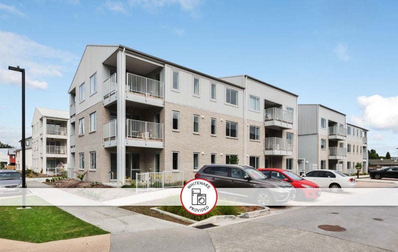 202/28B Eileen Newey Place, Henderson, Auckland - Carousel 1