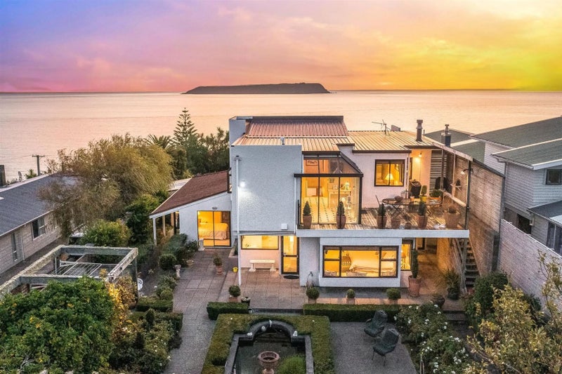 26 Ogilvy Terrace, Plimmerton, Porirua - Carousel 1