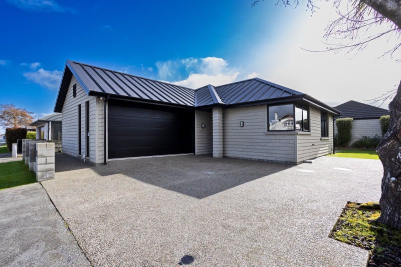 228C Herbert Street, Windsor, Invercargill - Carousel 1