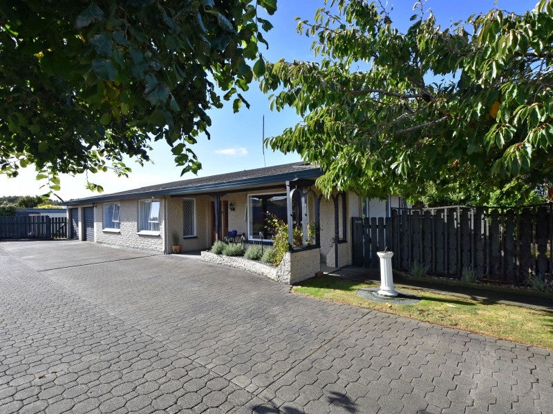 4 Seddon Place, Kingswell, Invercargill - Carousel 1