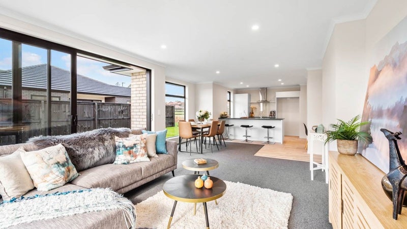 15 Puhitahi Hill Road, Paerata, Pukekohe - Carousel 1