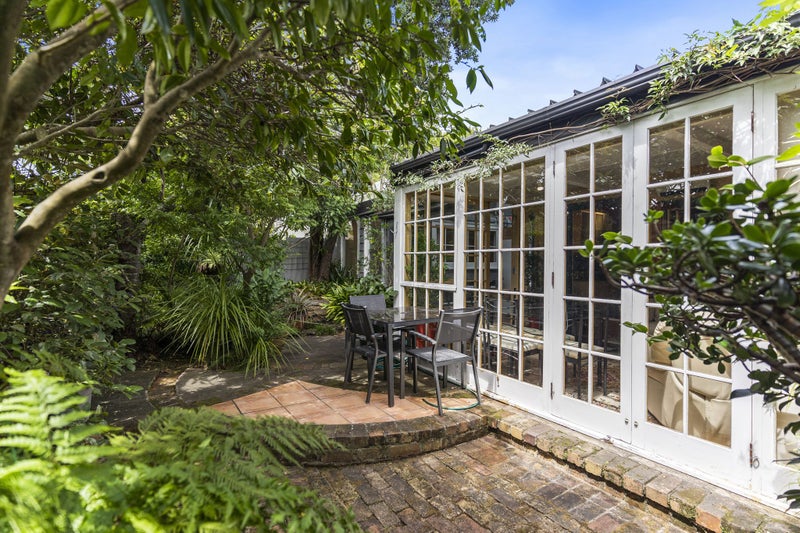 5 Ireland Street, Freemans Bay, Auckland - Carousel 19