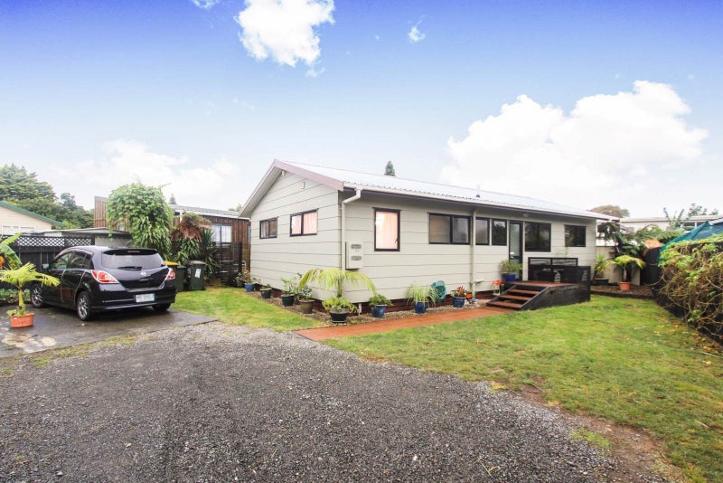 82A Kings Road, Panmure, Auckland - Carousel 1