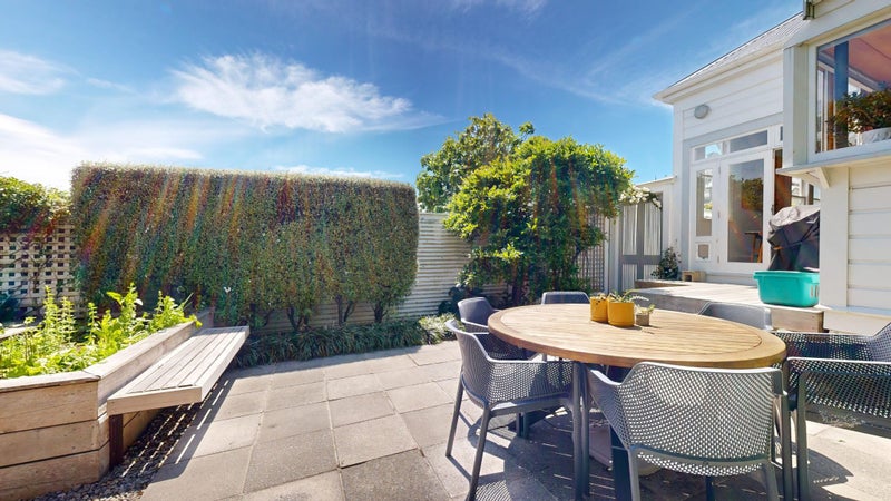 118 Elizabeth Street, Mount Victoria, Wellington - Carousel 22