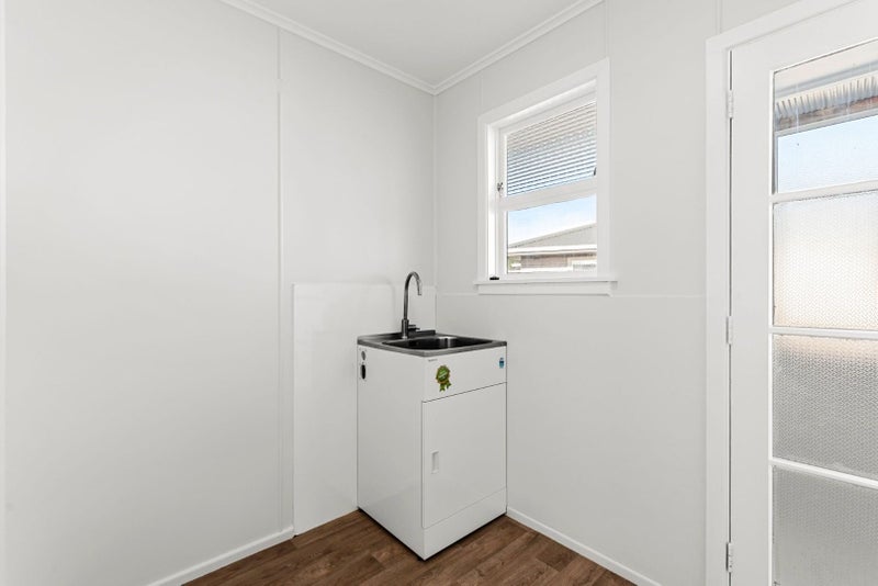 13 Adventure Street, Marfell, New Plymouth - Carousel 19