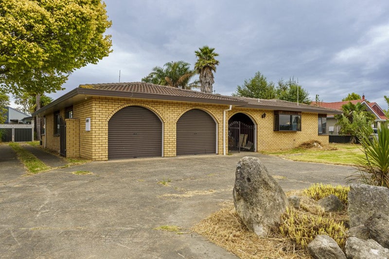333 Meeanee Road, Meeanee, Napier - Carousel 17
