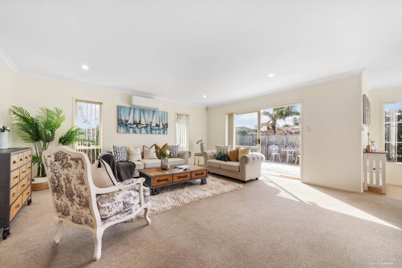 22A Hercules Drive, Henderson, Auckland - Carousel 2