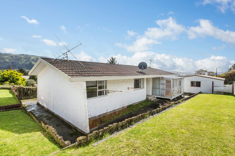 36 Apple Terrace, Ranui, Porirua - Carousel 2