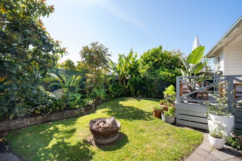 19 Vigor Brown Street, Napier South, Napier - Carousel 2