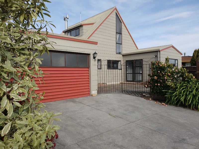 157 Tait Drive, Greenmeadows, Napier - Carousel 1
