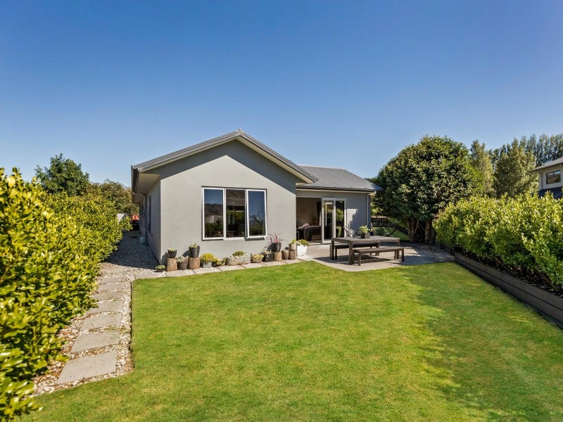 4 Sylvan Street, Lake Hayes, Queenstown - Carousel 2