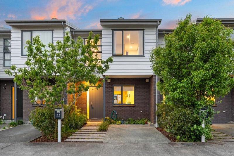 23 Alyssum Road, Mount Wellington, Auckland - Carousel 1