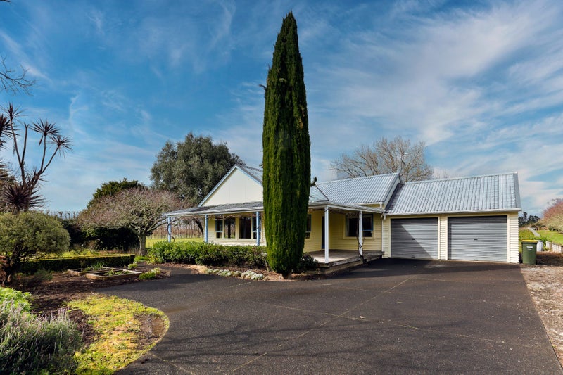 76 Riverland Road, Kumeu - Carousel 1