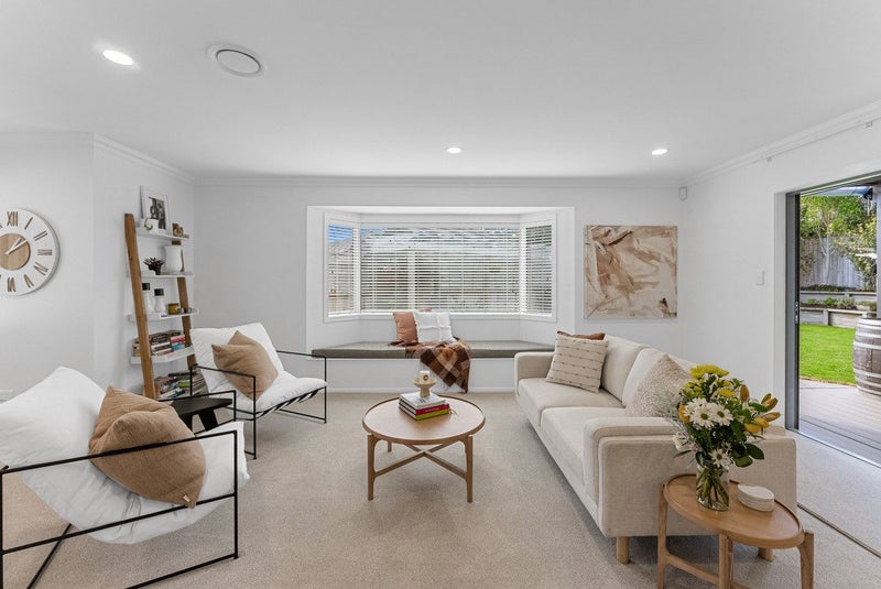 10F Tupare Place, Highlands Park, New Plymouth - Carousel 2