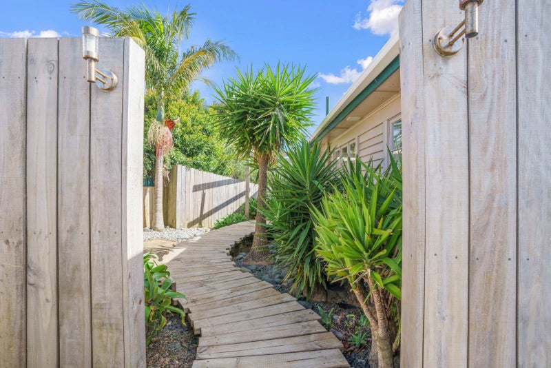 1 Hill Street, Onerahi, Whangarei - Carousel 22