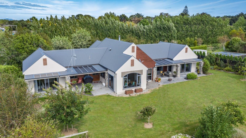 9 Western Hills Drive, Whau Valley, Whangarei - Carousel 1