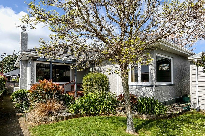 153 Mangorei Road, Merrilands, New Plymouth - Carousel 1