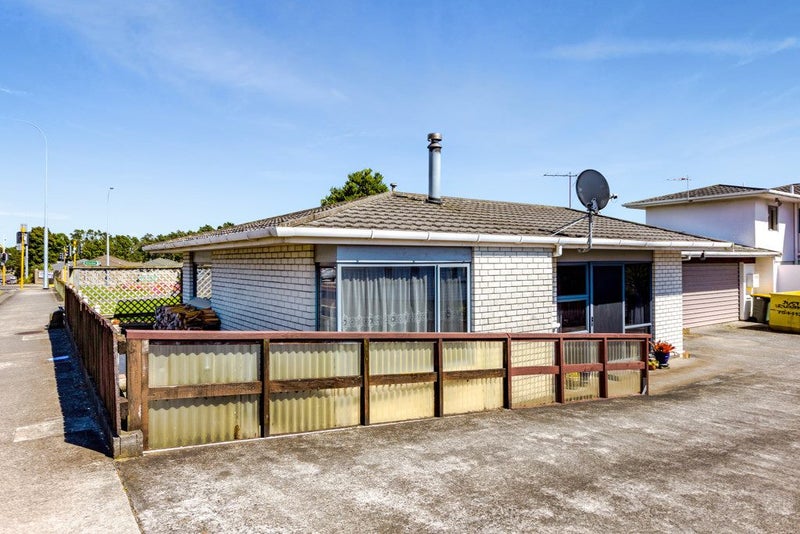 65 Northgate, Strandon, New Plymouth - Carousel 21