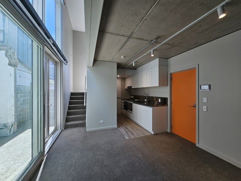 10/19 Pirie Street, Mount Victoria, Wellington - Carousel 2