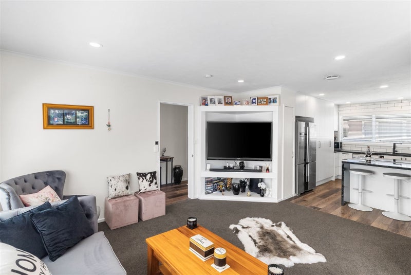 21 Victors Road, Hoon Hay, Christchurch - Carousel 1