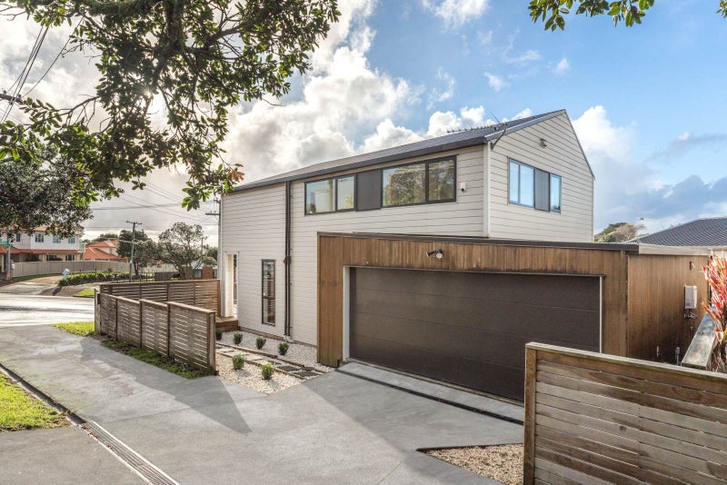 2A Endeavour Street, Blockhouse Bay, Auckland - Carousel 2
