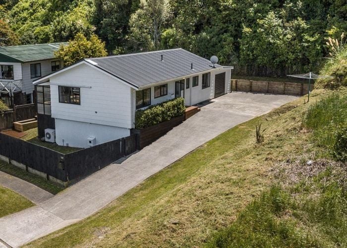 107 Gillespies Road, Birchville, Upper Hutt - Carousel 1