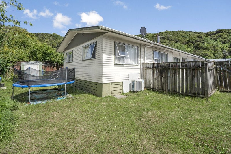 21B Enfield Street, Wainuiomata, Lower Hutt - Carousel 13