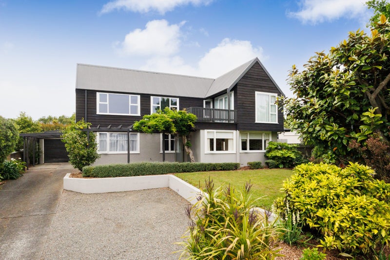 18 Dittmer Drive, Awapuni, Palmerston North - Carousel 1