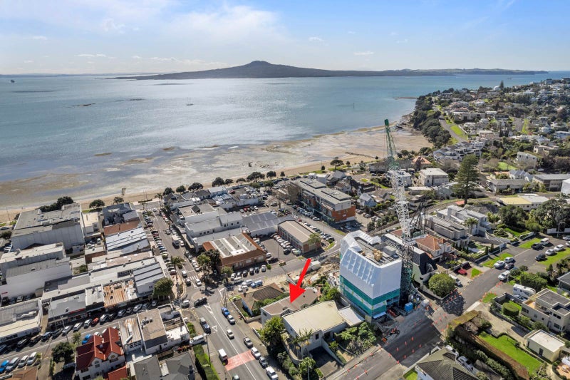 2/58 St Heliers Bay Road, St Heliers, Auckland - Carousel 1