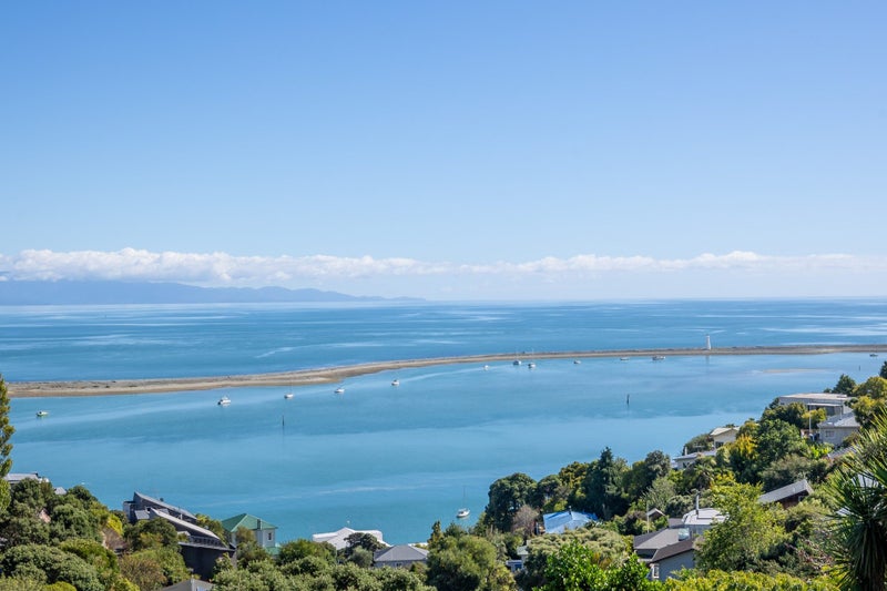 26A Britannia Heights, Stepneyville, Nelson - Carousel 2