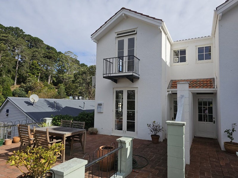 2 Kilmister Avenue, Thorndon, Wellington - Carousel 2