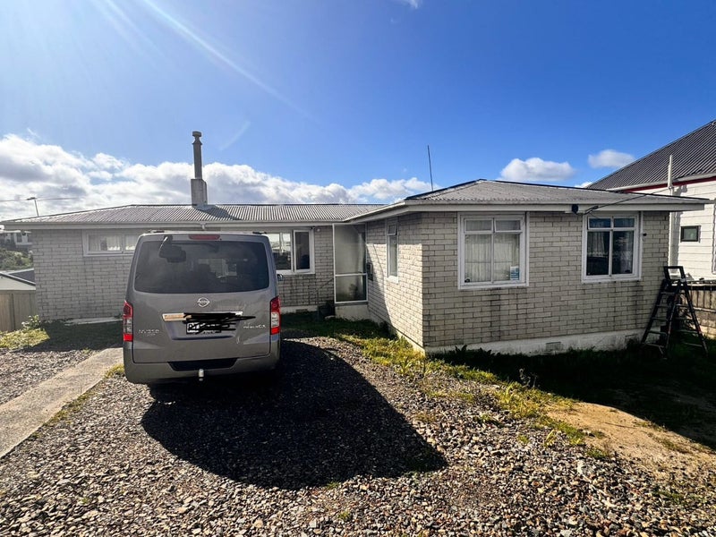 903 East Coast Road, Northcross, Auckland - Carousel 1