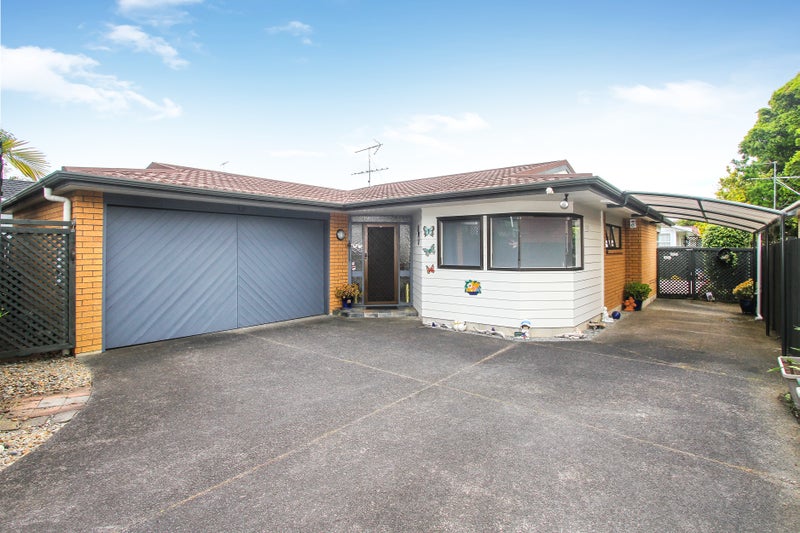 2/41 SHAKESPEARE RD, Milford, Auckland - Carousel 1