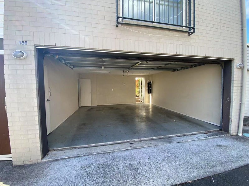 186 Porchester Road, Takanini, Auckland - Carousel 18