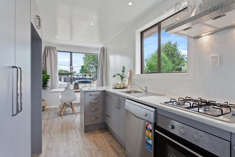 3 Grosvenor Street, Redwood, Christchurch - Carousel 2