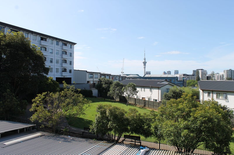 2G/16 Burton Street, Grafton, Auckland - Carousel 13