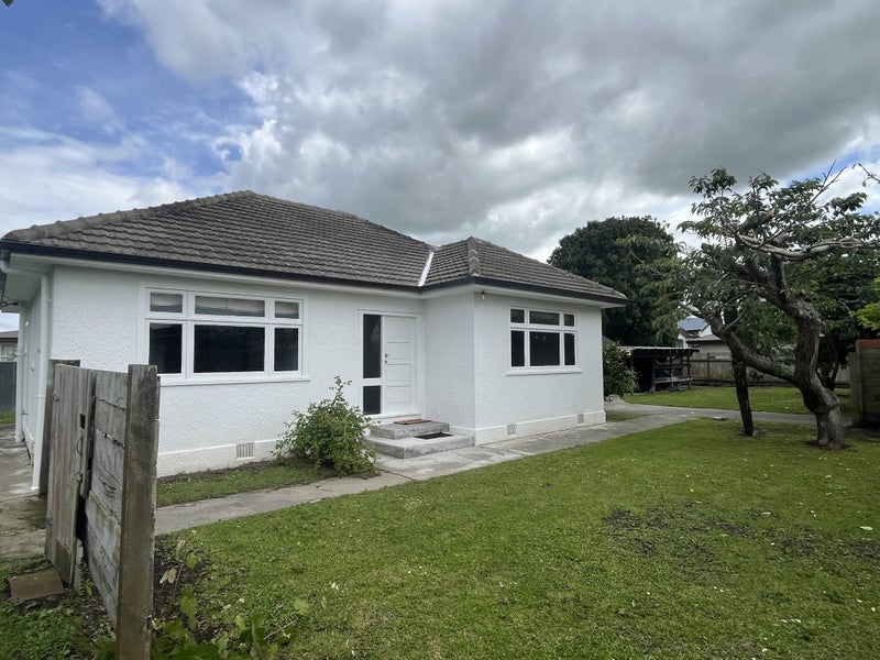 76 Pitama Road, Awapuni, Palmerston North - Carousel 2