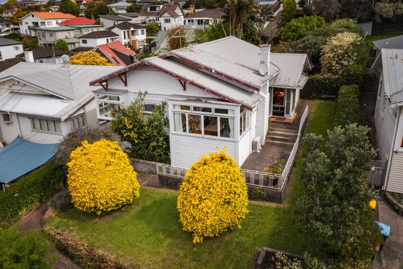 19 Keystone Avenue, Mount Roskill, Auckland - Carousel 2