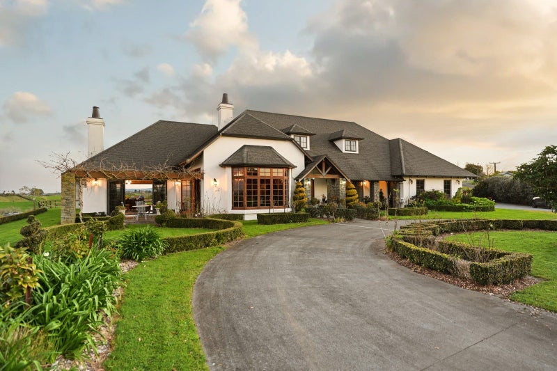 143 Wallace Road, Temple View, Hamilton - Carousel 43