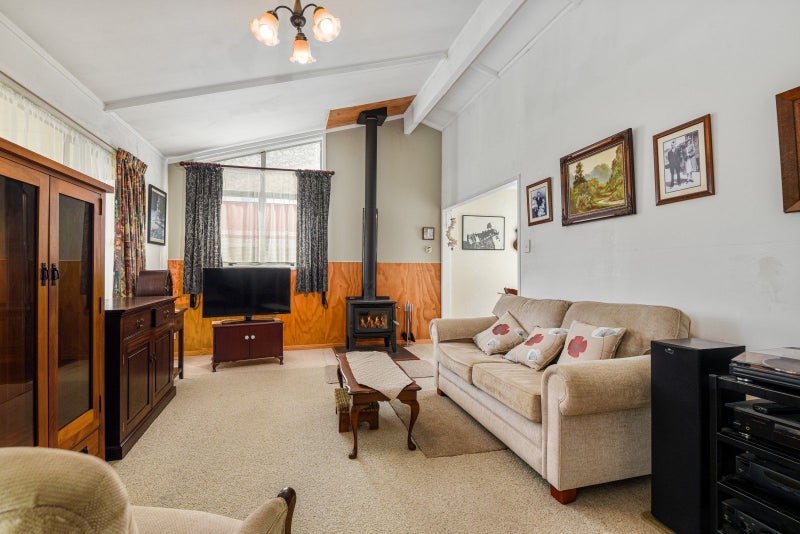 34 Camellia Drive, Ngongotaha, Rotorua - Carousel 2