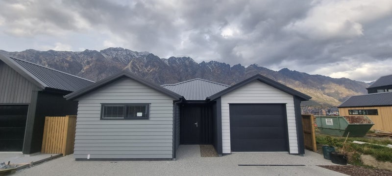 19 Friesian Close, Jacks Point, Queenstown - Carousel 1