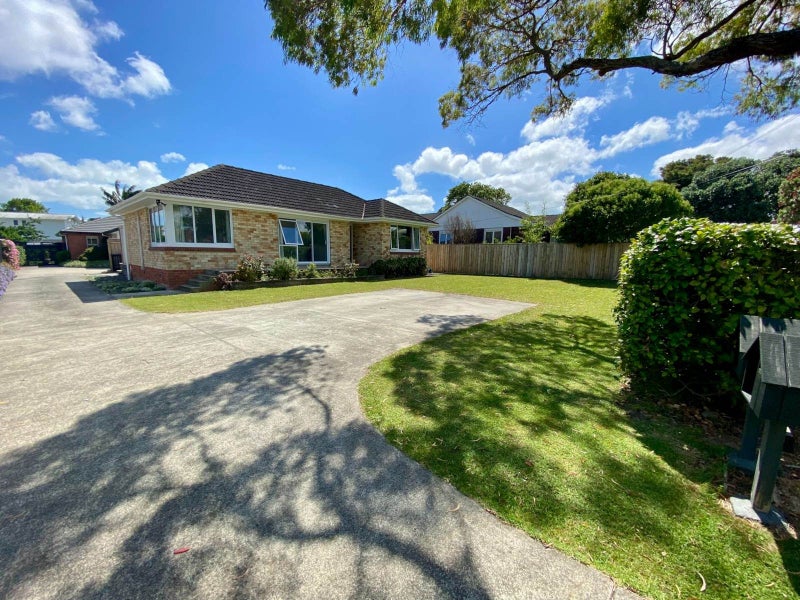 9 Browns Avenue, Pakuranga, Auckland - Carousel 2
