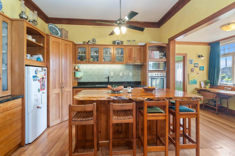 2 Carlie Street, Papatoetoe, Auckland - Carousel 2