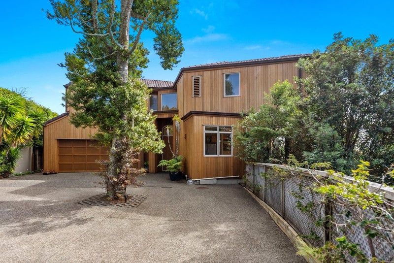 3/56 Castor Bay Road, Castor Bay, Auckland - Carousel 1