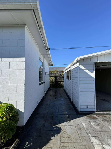 1/20 Donald Place, St Albans, Christchurch - Carousel 1