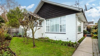 11 Straven Road, Riccarton, Christchurch - Carousel 1