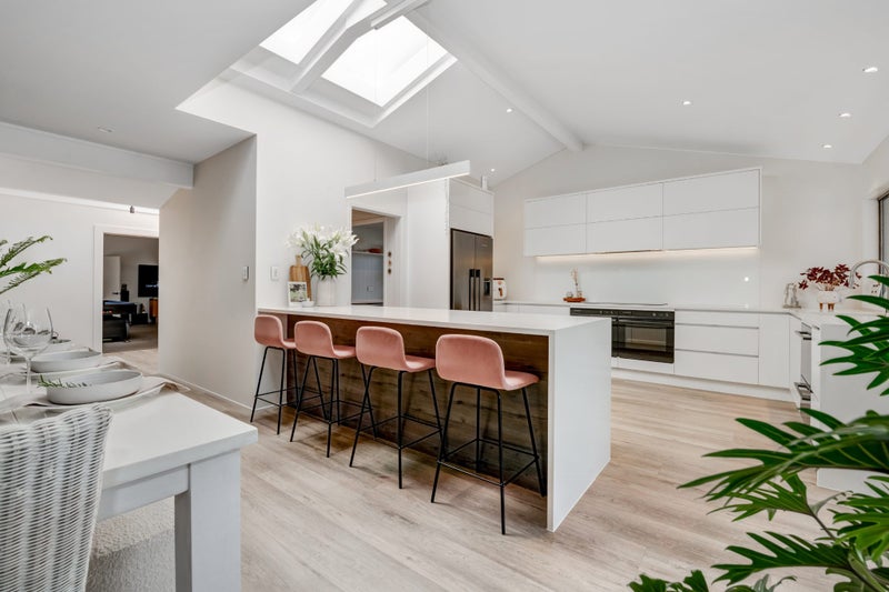 18 Glengarry Avenue, Manly, Whangaparaoa - Carousel 2