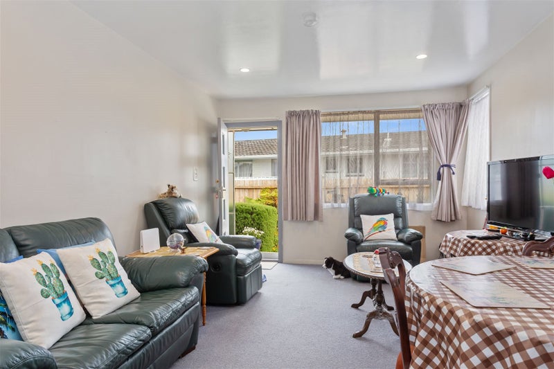 2/537 Hereford Street, Linwood, Christchurch - Carousel 2